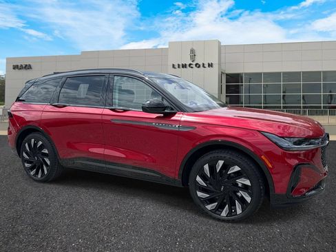 New 2026 Lincoln Nautilus Reserve w/ Jet Appearance Package AWD/4WD image 2