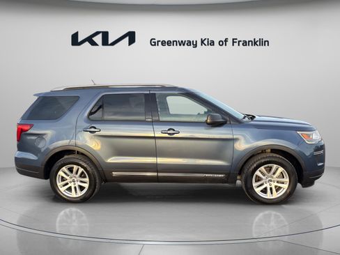 Used 2019 Ford Explorer XLT w/ Class III Trailer Tow Package image 8