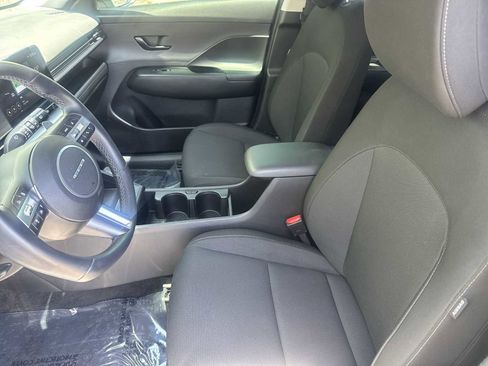 Used 2024 Hyundai Kona SEL FWD image 15