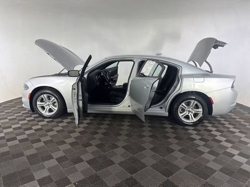 Used 2023 Dodge Charger SXT RWD image 9