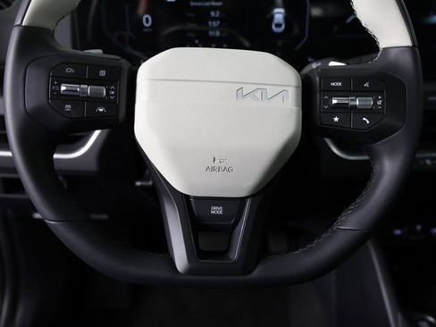 New 2025 Kia K4 GT-Line w/ GT-Line Sunroof Package image 13