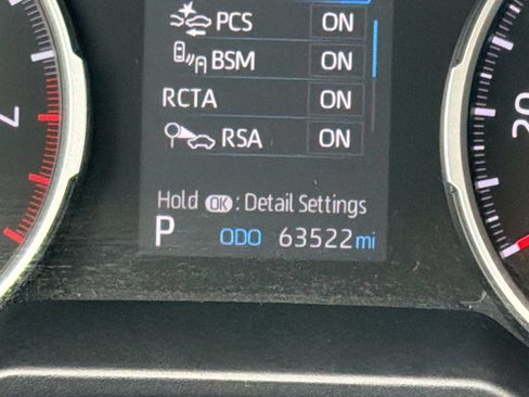Certified 2021 Toyota RAV4 XLE Premium AWD/4WD image 25
