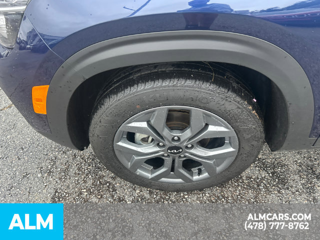 Used 2026 Kia Seltos LX FWD image 12