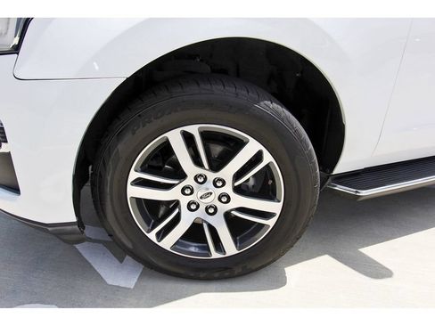 Used 2023 Ford Expedition Max Limited AWD/4WD image 32