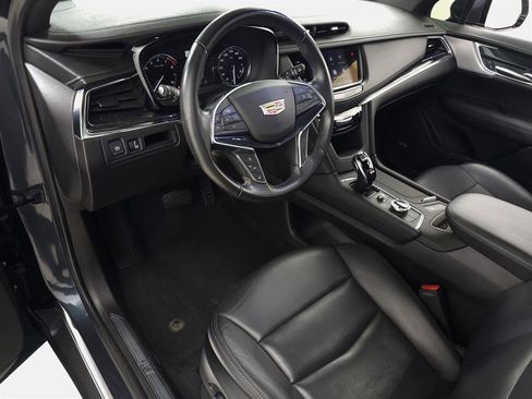 Used 2021 Cadillac XT5 Premium Luxury image 16