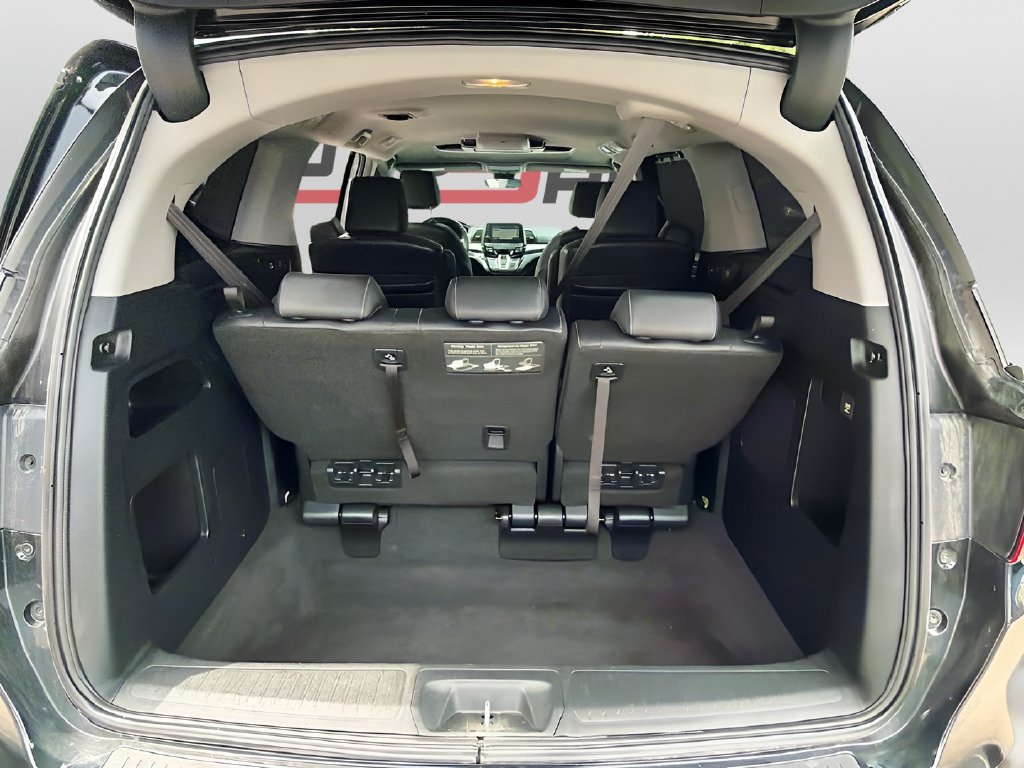 Used 2023 Honda Odyssey Touring image 27