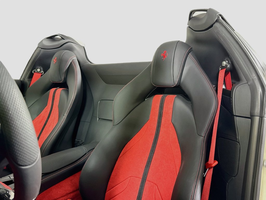 Certified 2023 Ferrari 812 GTS RWD image 4