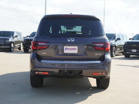 Used 2024 INFINITI QX80 Sensory AWD/4WD image 8
