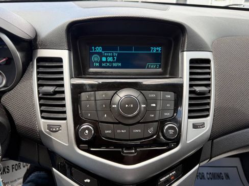 Used 2016 Chevrolet Cruze LT FWD image 13