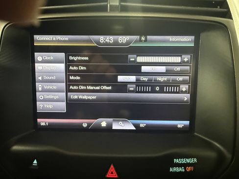 Used 2013 Ford Edge SEL image 37