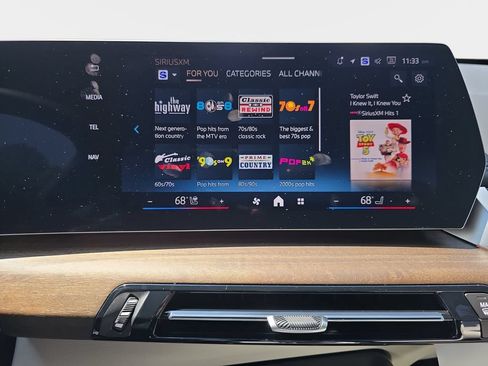 New 2026 BMW X1 xDrive28i w/ Technology Package AWD/4WD image 21