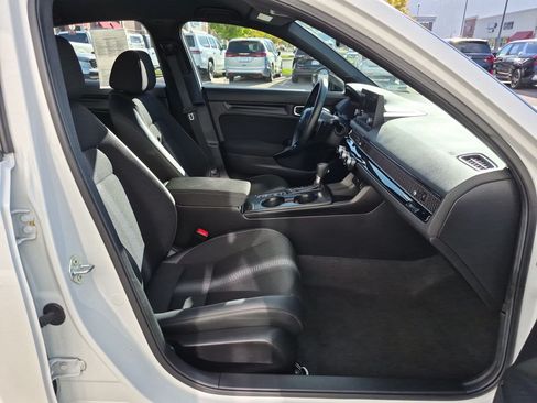 Used 2024 Honda Civic Sport image 32