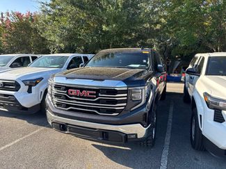 Used 2022 GMC Sierra 1500 SLT AWD/4WD video 1