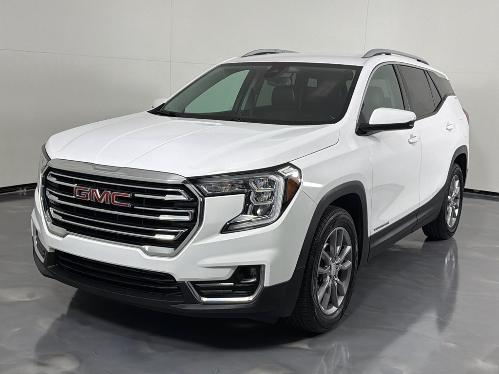 Used 2022 GMC Terrain SLT w/ LPO, Floor Liner Package FWD image 8