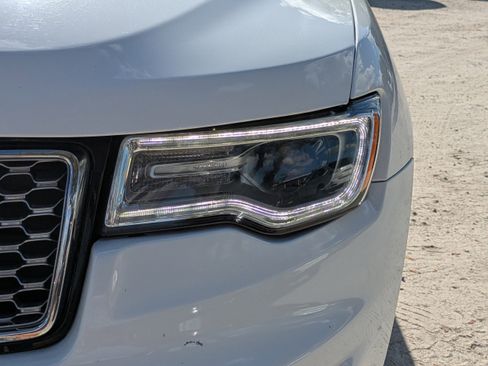 Used 2020 Jeep Grand Cherokee Overland image 9