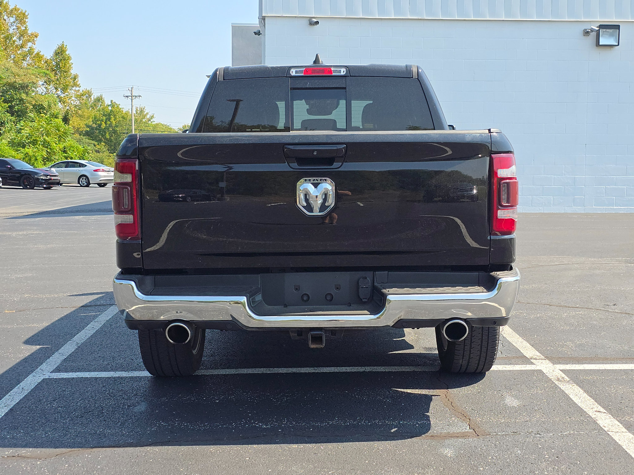 Used 2023 RAM 1500 Laramie AWD/4WD image 4