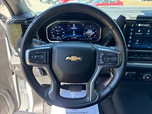 Used 2025 Chevrolet Silverado 2500 LT w/ Safety Package AWD/4WD image 24