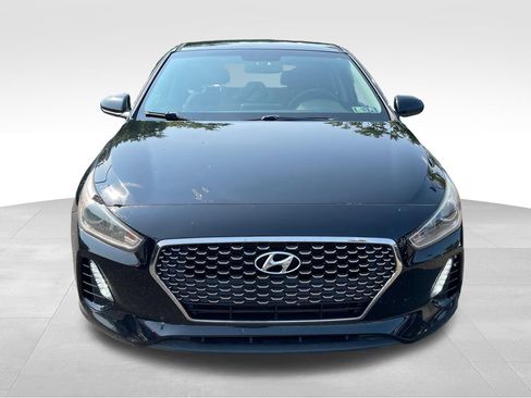 Used 2018 Hyundai Elantra GT FWD image 2
