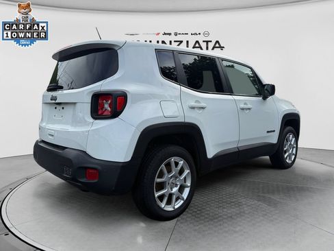 Used 2023 Jeep Renegade Latitude AWD/4WD image 5