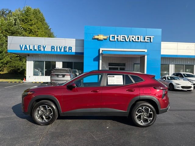Used 2024 Chevrolet Trax LT FWD image 5