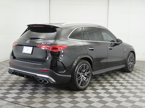 Used 2024 Mercedes-Benz GLC 43 AMG 4MATIC image 5