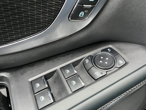 Used 2025 Ford Expedition Platinum w/ Stealth Performance Package image 29