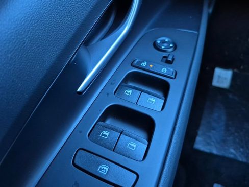 New 2026 Hyundai Elantra SE FWD image 29