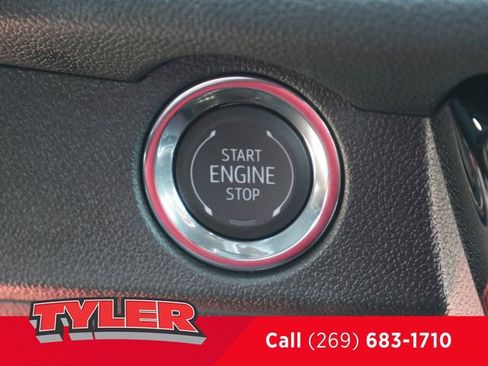 New 2026 Chevrolet Traverse RS w/ LPO, Floor Liner Package AWD/4WD image 31