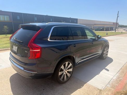 Used 2023 Volvo XC90 B6 Ultimate w/ Protection Package Premier AWD/4WD image 13