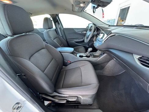 Used 2023 Chevrolet Malibu LS image 15