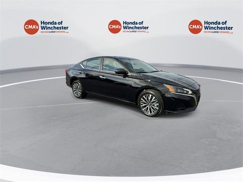 Used 2024 Nissan Altima 2.5 SV image 12