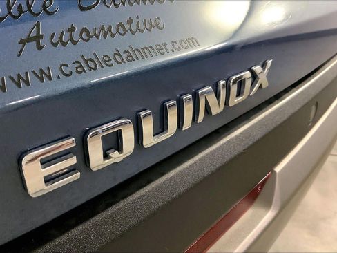 Used 2025 Chevrolet Equinox LT FWD image 8
