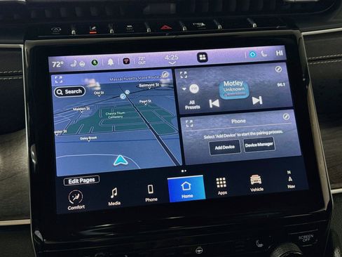 Used 2023 Jeep Grand Cherokee Limited w/ Black Appearance Package image 16