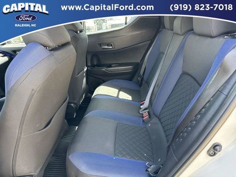Used 2021 Toyota C-HR XLE FWD image 19