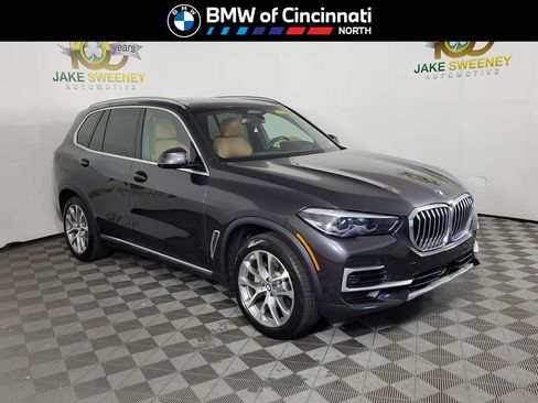 Used 2023 BMW X5 xDrive40i AWD/4WD image 1