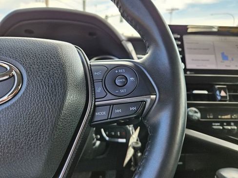 Used 2022 Toyota Camry SE FWD image 26