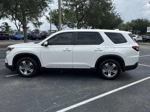 Certified 2025 Honda Pilot EX-L image 7