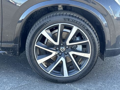 Used 2020 Volvo XC90 T6 Momentum image 18