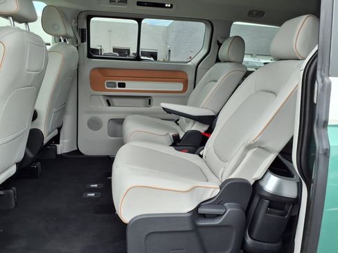 New 2025 Volkswagen ID. Buzz Pro S Plus image 11