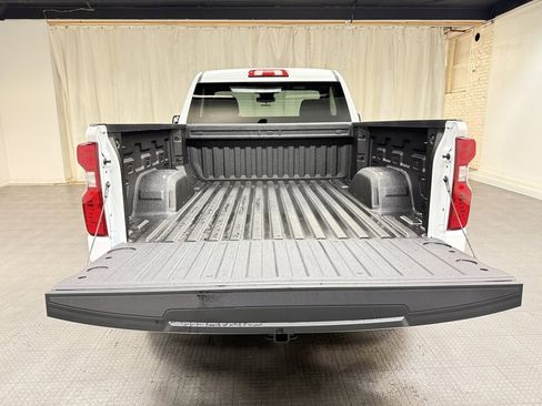 New 2026 Chevrolet Silverado 1500 W/T image 5