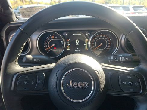 Used 2022 Jeep Wrangler Unlimited Sport image 20