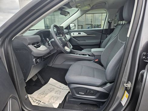 New 2026 Ford Explorer Active AWD/4WD image 10