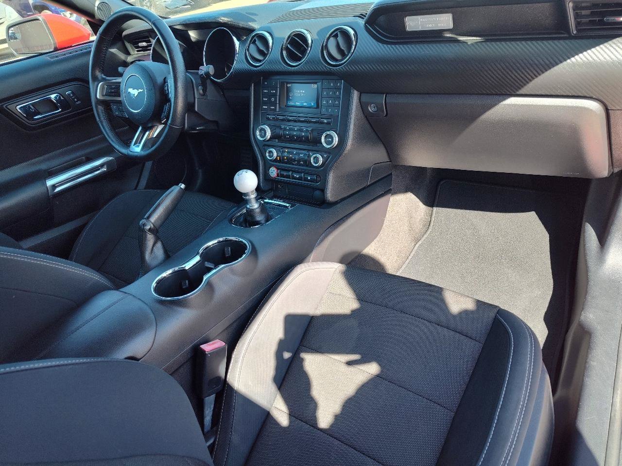 Used 2017 Ford Mustang Coupe RWD image 27