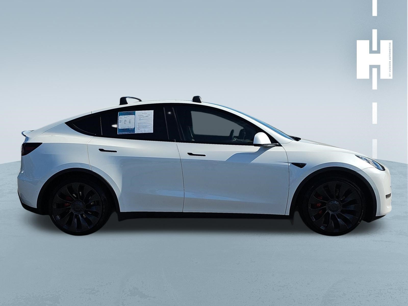 Used 2022 Tesla Model Y Performance AWD/4WD image 3