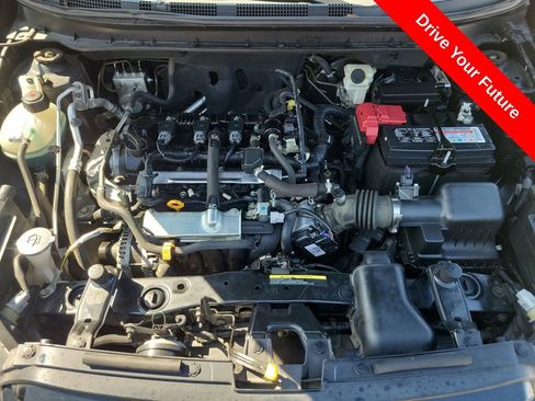 Used 2021 Nissan Kicks SV FWD image 31