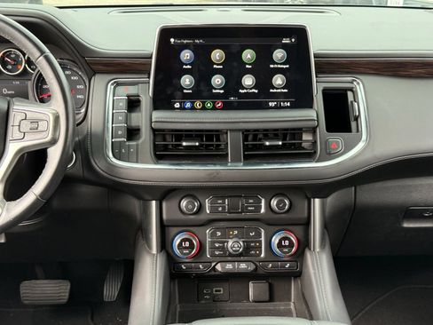 Used 2021 Chevrolet Suburban Z71 w/ Rear Media and Nav Package AWD/4WD image 16