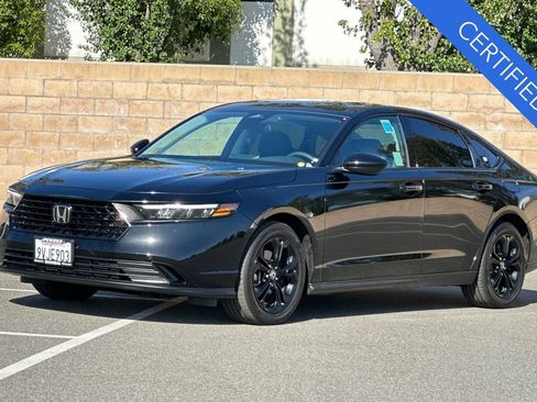 Certified 2025 Honda Accord SE image 8