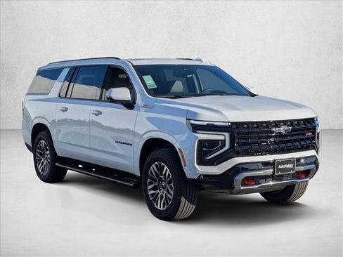 New 2026 Chevrolet Suburban Z71 w/ Z71 Off-Road Package image 7