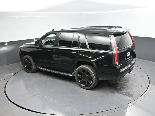 Used 2017 Cadillac Escalade Luxury AWD/4WD image 43