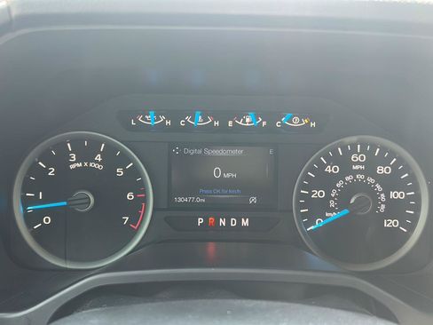 Used 2017 Ford F150 XLT w/ Equipment Group 301A Mid AWD/4WD image 10